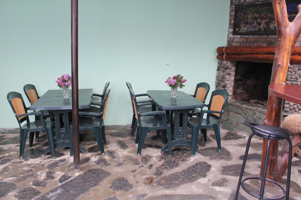 Homestay Kazbegi Exteriör bild